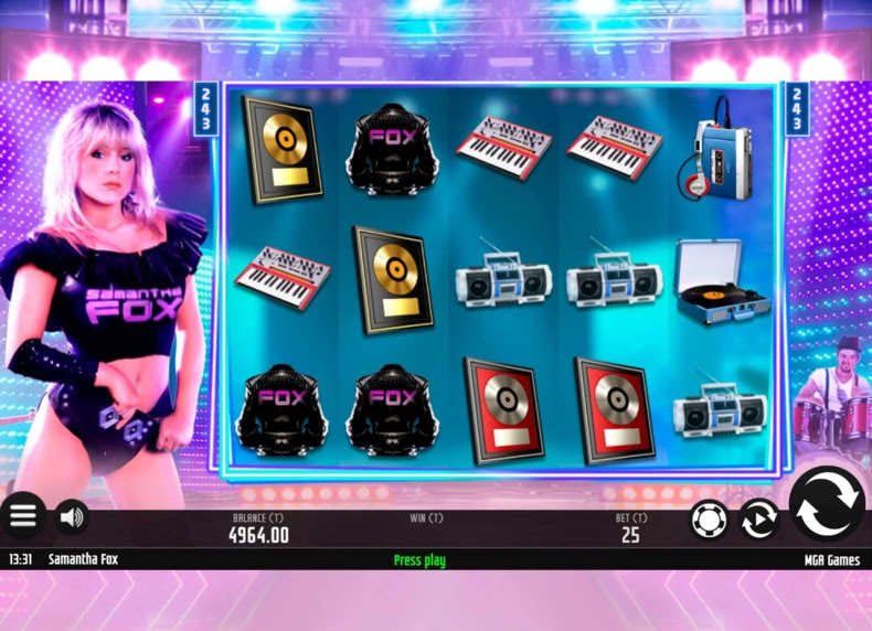 Samantha Fox game - play for free