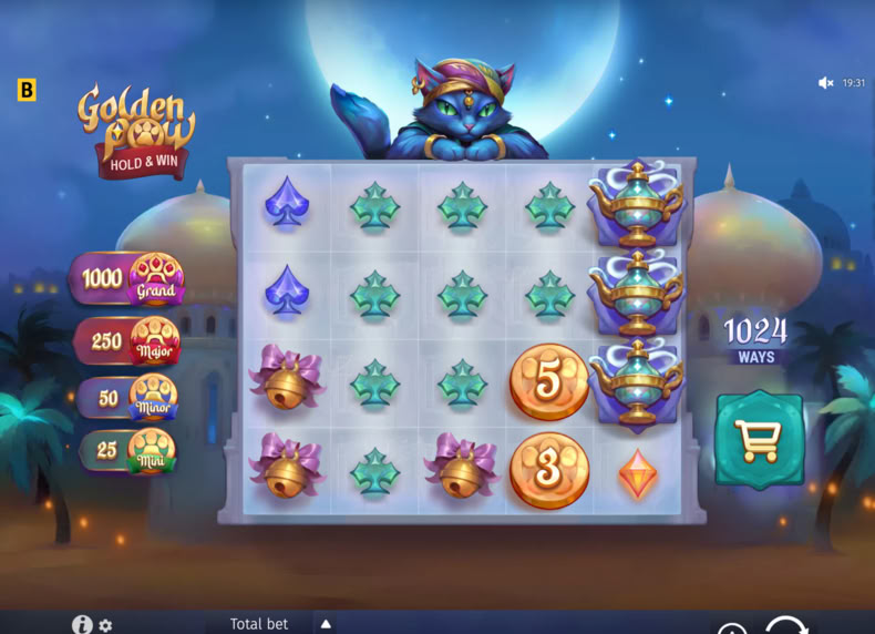 Golden Paw Hold & Win game - play for free